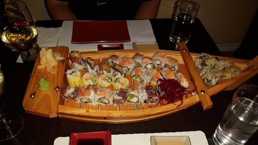 Banzai Sushi Bar | restaurant | 2594 Boulevard Louis-XIV, Québec, QC G1C 1C2, Canada | 4186630888 OR +1 418-663-0888