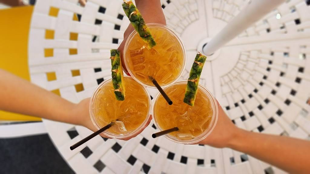 The Waterfront NYC | restaurant | 500 Hutchinson River Pkwy, Bronx, NY 10465, USA | 7184141577 OR +1 718-414-1577