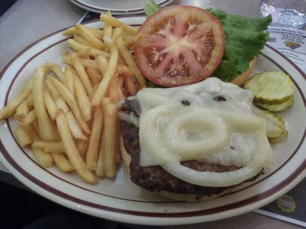 Flap Jack Restaurant | restaurant | 12800 Old U.S. 27, Dewitt, MI 48820, USA | 5176699090 OR +1 517-669-9090