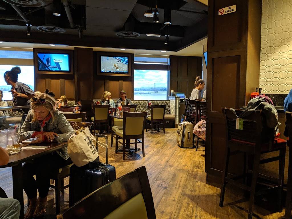 PGA Tour Grill | restaurant | Terminal 3, 5757 Wayne Newton Blvd, Las Vegas, NV 89119, USA | 2406944100 OR +1 240-694-4100