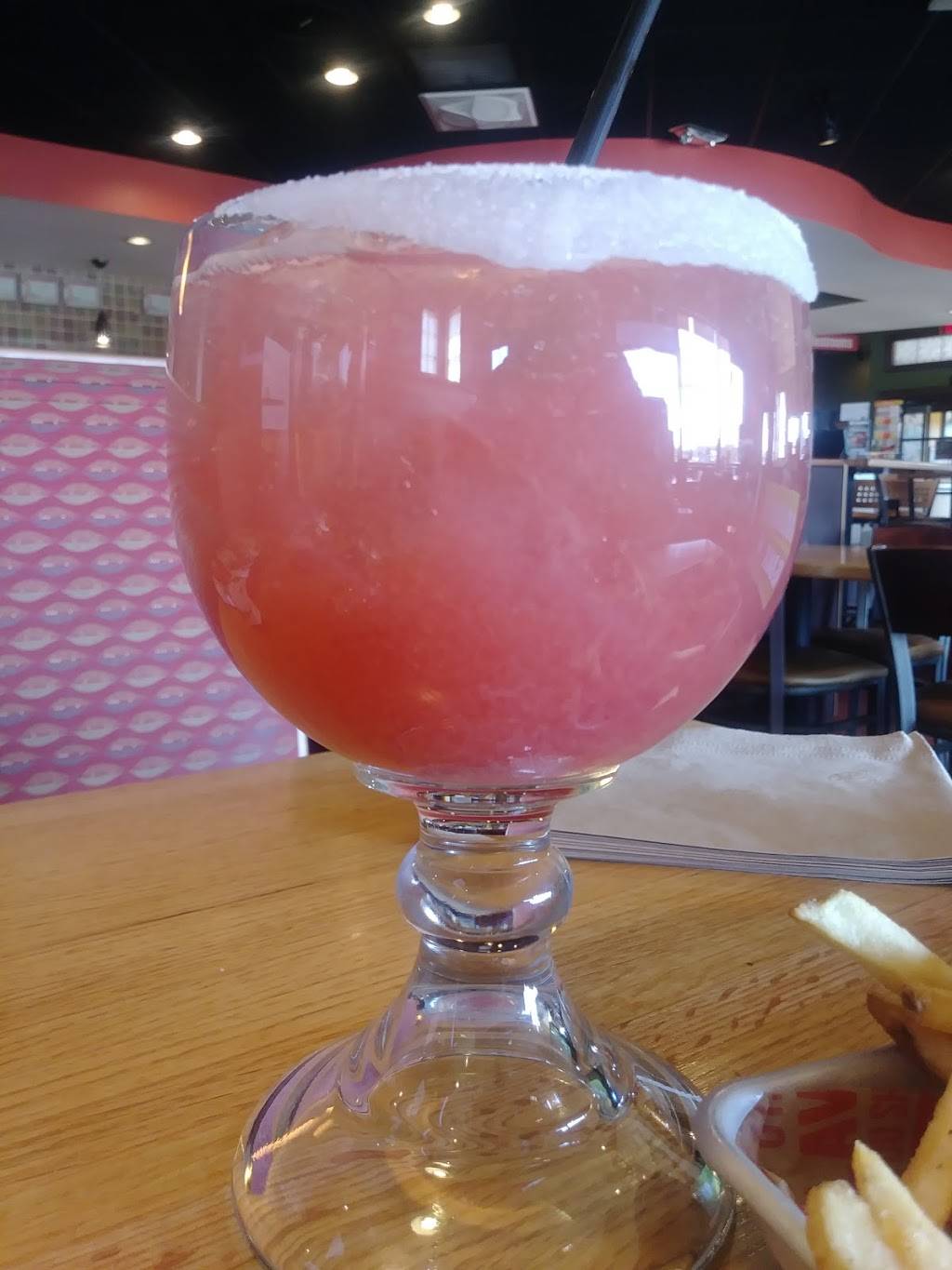 Applebees Grill + Bar | restaurant | 2440 Ontario Dr, St Johns, MI 48879, USA | 9892242706 OR +1 989-224-2706