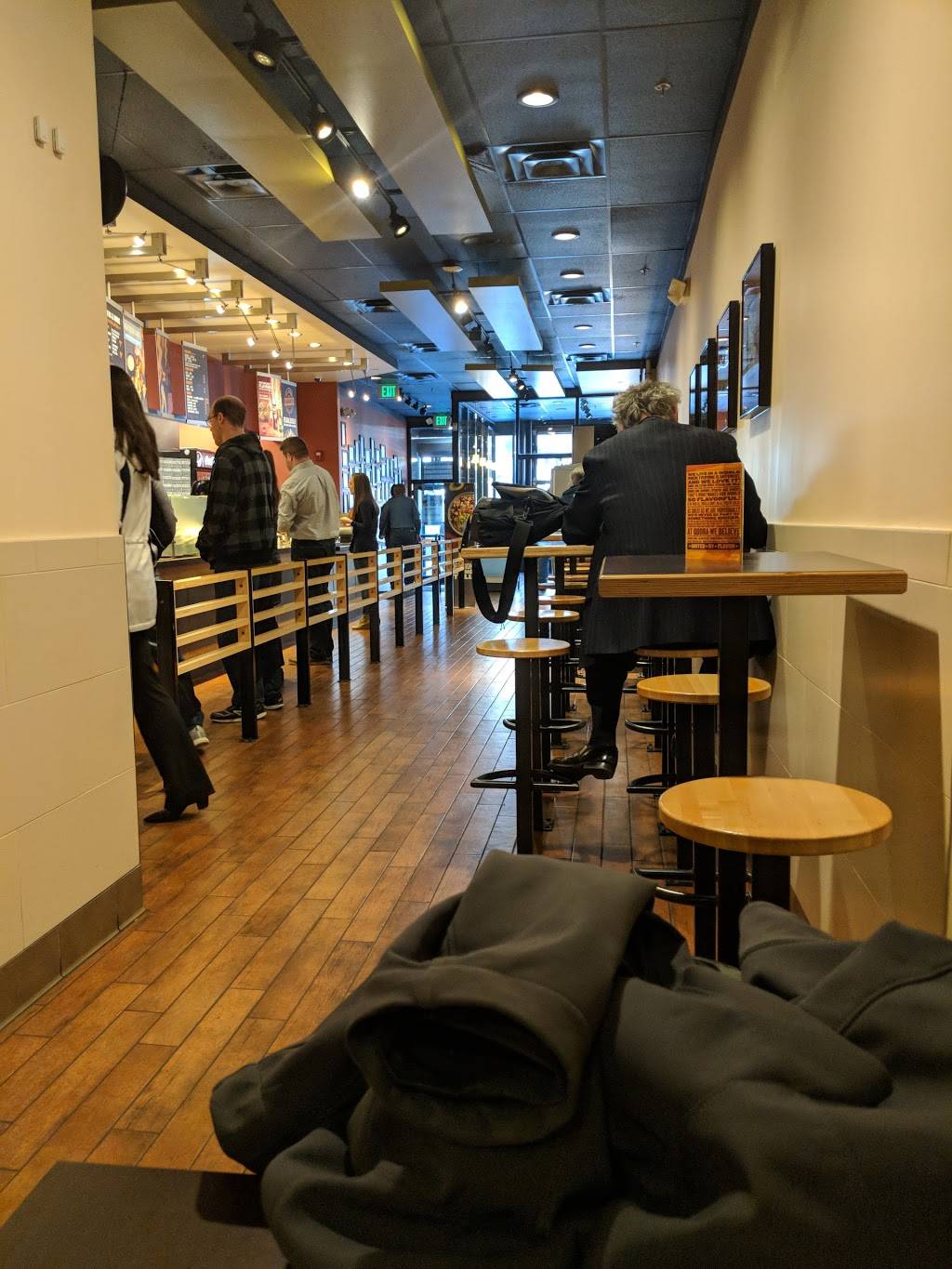 QDOBA Mexican Eats | restaurant | 101 Causeway St, Boston, MA 02114, USA | 6172480763 OR +1 617-248-0763