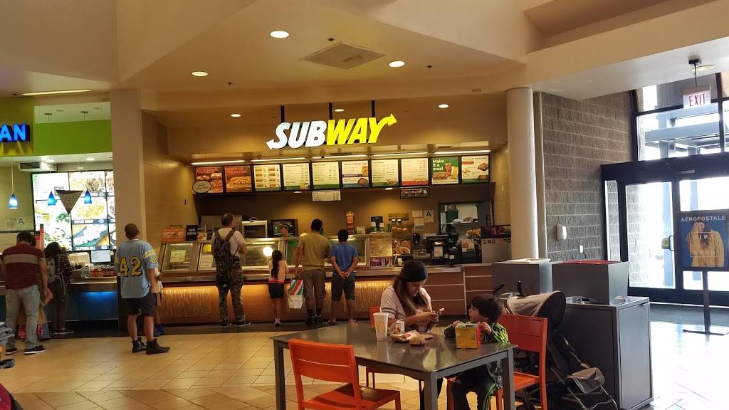 Subway Restaurants | restaurant | 1628 Montebello Town Center, Bldg FC Store 1, The Shops at Montebello, Montebello, CA 90640, USA | 3237216608 OR +1 323-721-6608