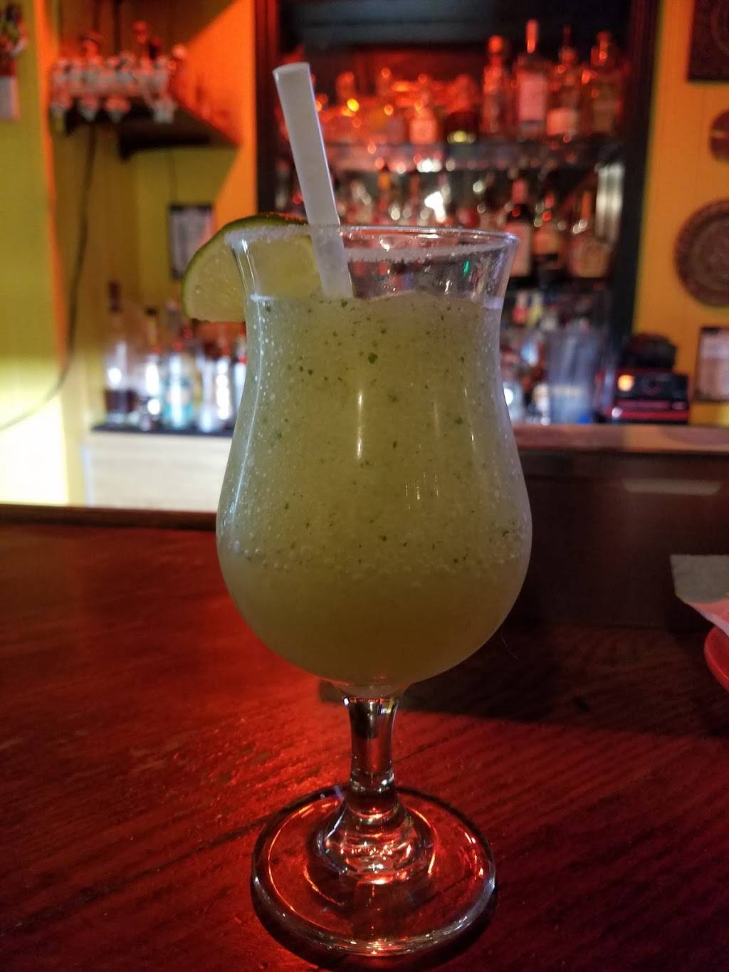 Swayz Mexican Grill | restaurant | 4048 S Packard Ave, St Francis, WI 53235, USA | 4144861380 OR +1 414-486-1380