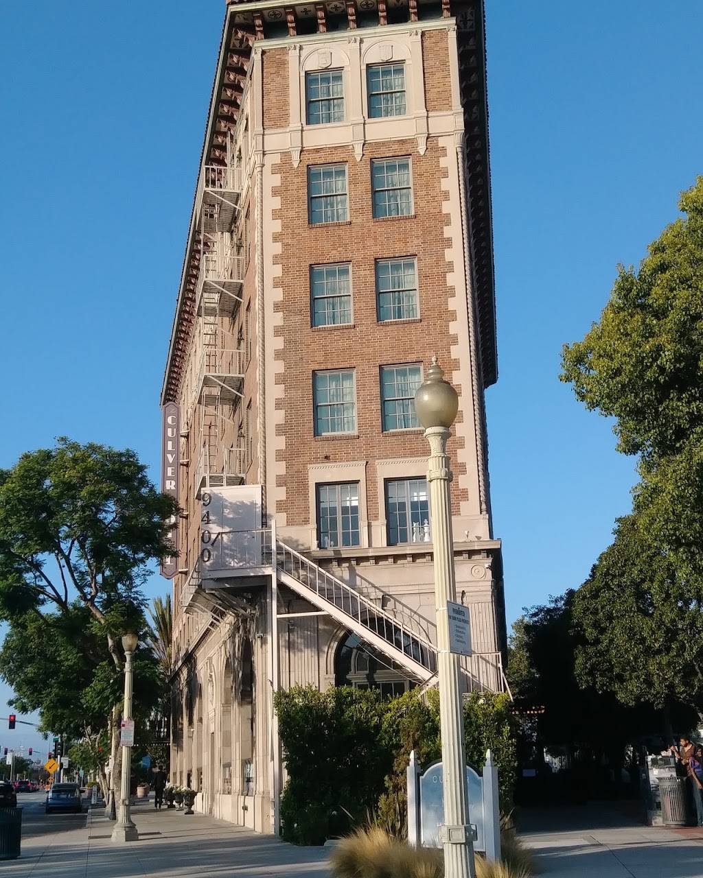 Grilliant | restaurant | 3850 Main St C, Culver City, CA 90232, USA | 4243615100 OR +1 424-361-5100