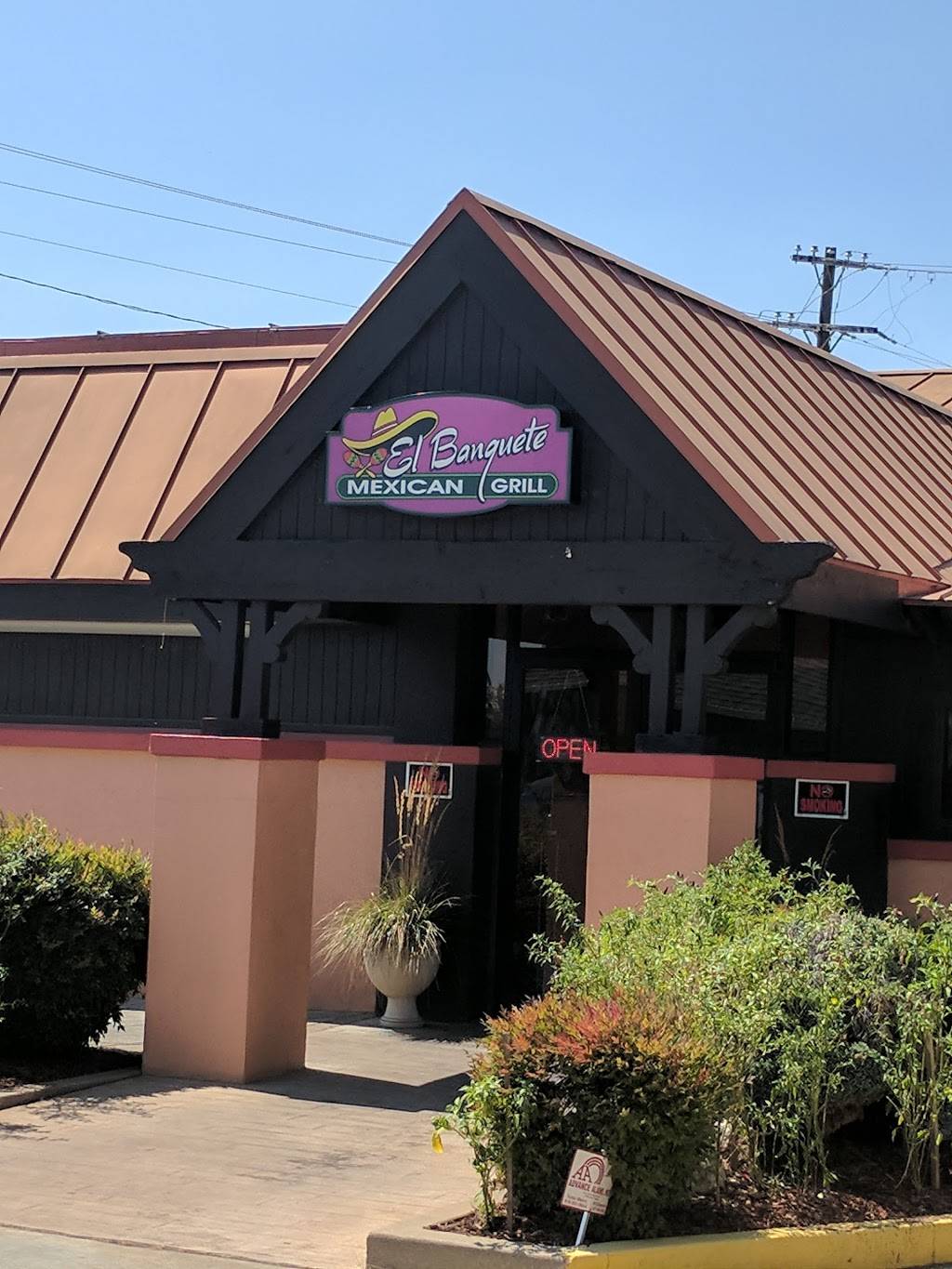 El Banquete Mexican Grille | restaurant | 1331 W Will Rogers Blvd, Claremore, OK 74017, USA | 9182834377 OR +1 918-283-4377
