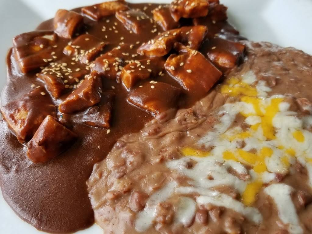 South of the Border | restaurant | 335 Wantagh Ave, Levittown, NY 11756, USA | 5167964400 OR +1 516-796-4400