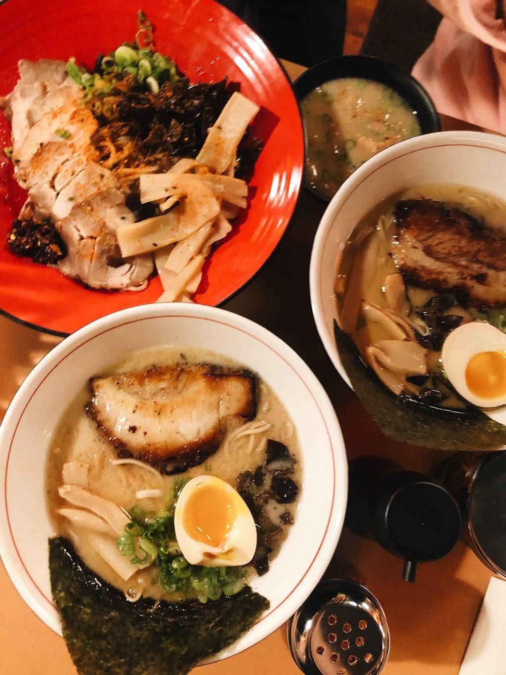 Strings Ramen Shop Hyde Park | restaurant | 1453 E 53rd St, Chicago, IL 60615, USA | 7736332797 OR +1 773-633-2797