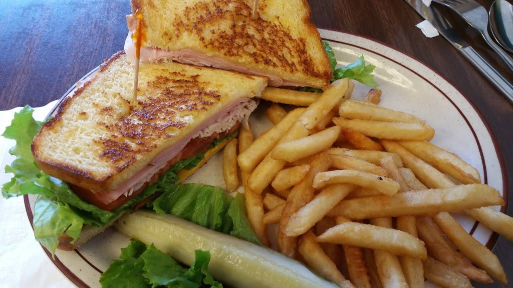 Vics Daily Cafe | restaurant | 3600 Osuna Rd NE #105, Albuquerque, NM 87109, USA | 5053419710 OR +1 505-341-9710