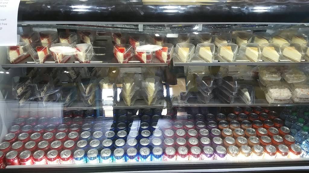 Shark’s Fish & Chicken | restaurant | 3659 Hickory Hill Rd, Memphis, TN 38115, USA | 9013600908 OR +1 901-360-0908