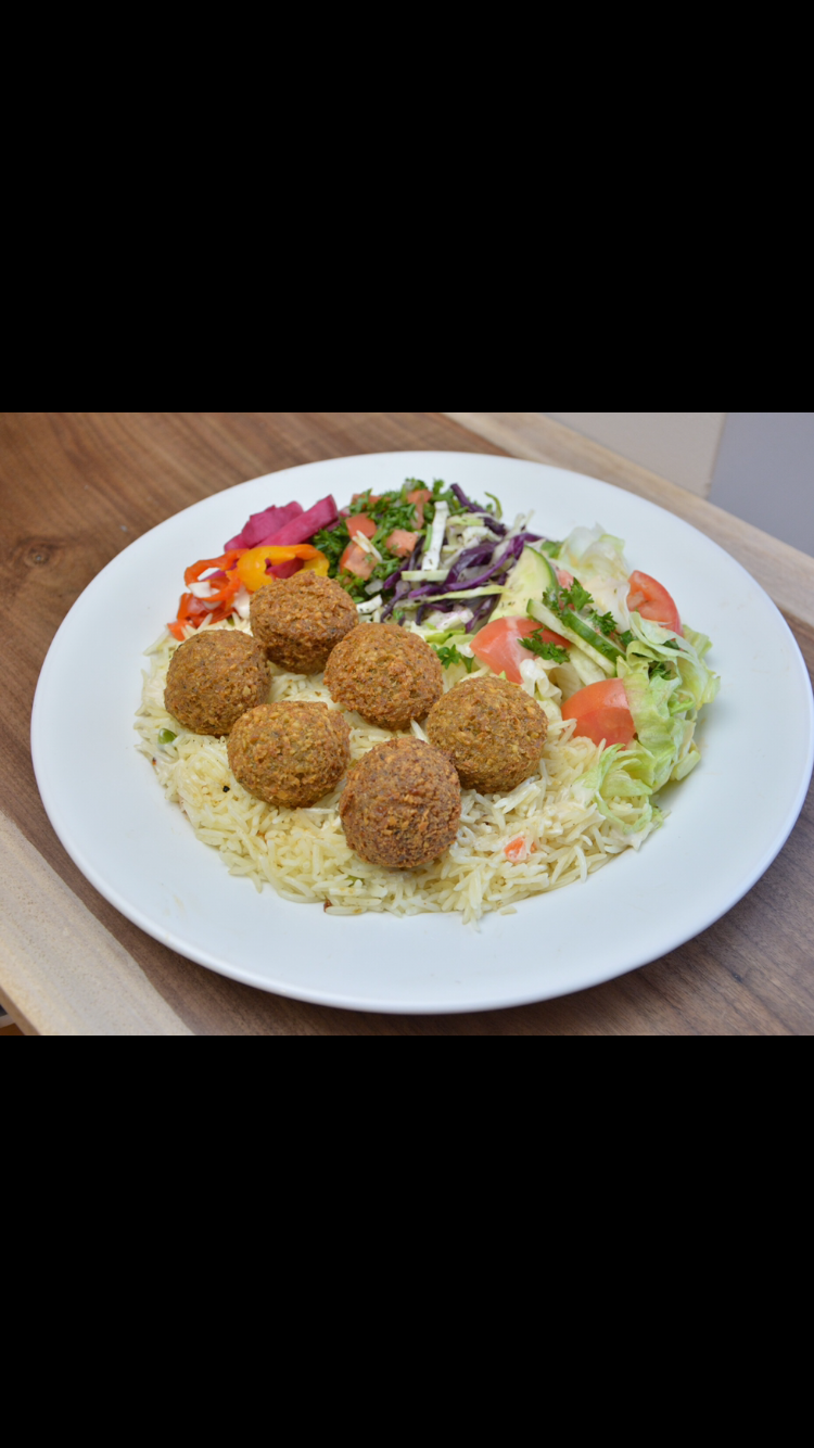 Pita King | restaurant | 6435 Dixie Rd #10, Mississauga, ON L5T 1X4, Canada | 4164776912 OR +1 416-477-6912