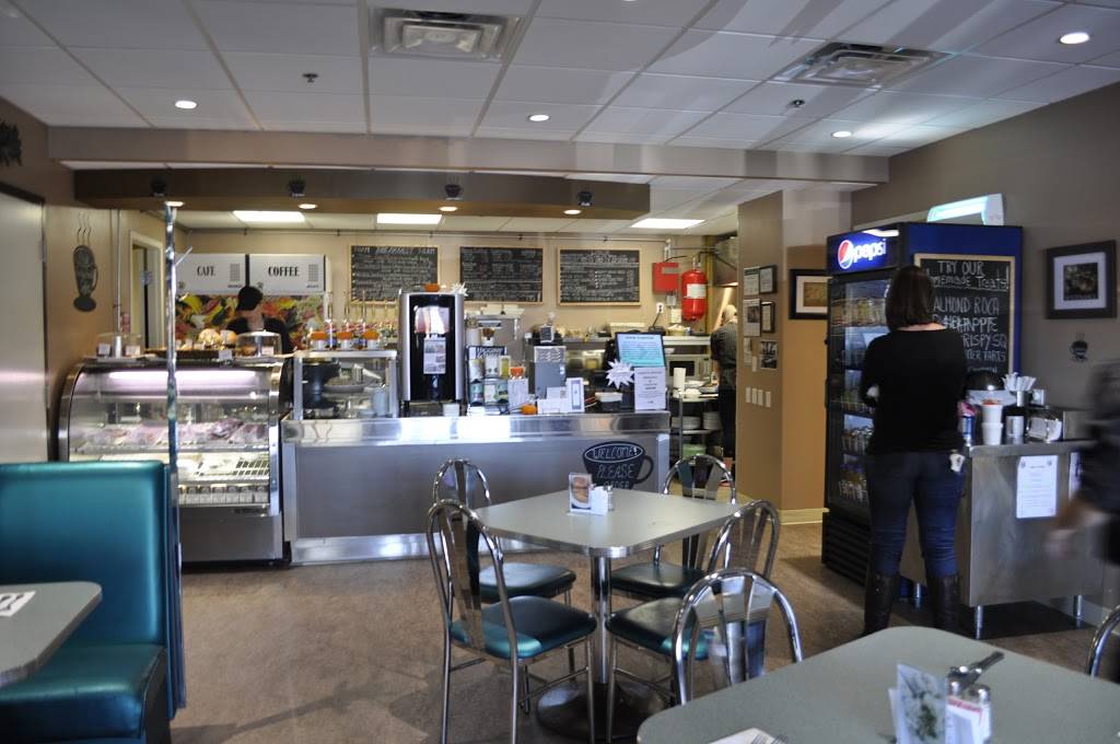 Lunchbox Cafe and Catering | restaurant | 917 Nipissing Rd, Milton, ON L9T 5E3, Canada | 9058783644 OR +1 905-878-3644