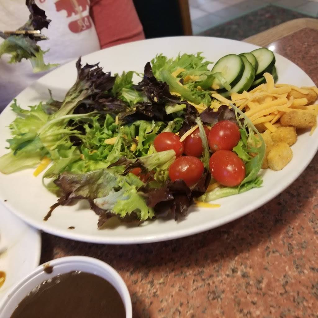 Sharis Cafe and Pies | bakery | 29690 Town Center Loop W, Wilsonville, OR 97070, USA | 5036856395 OR +1 503-685-6395