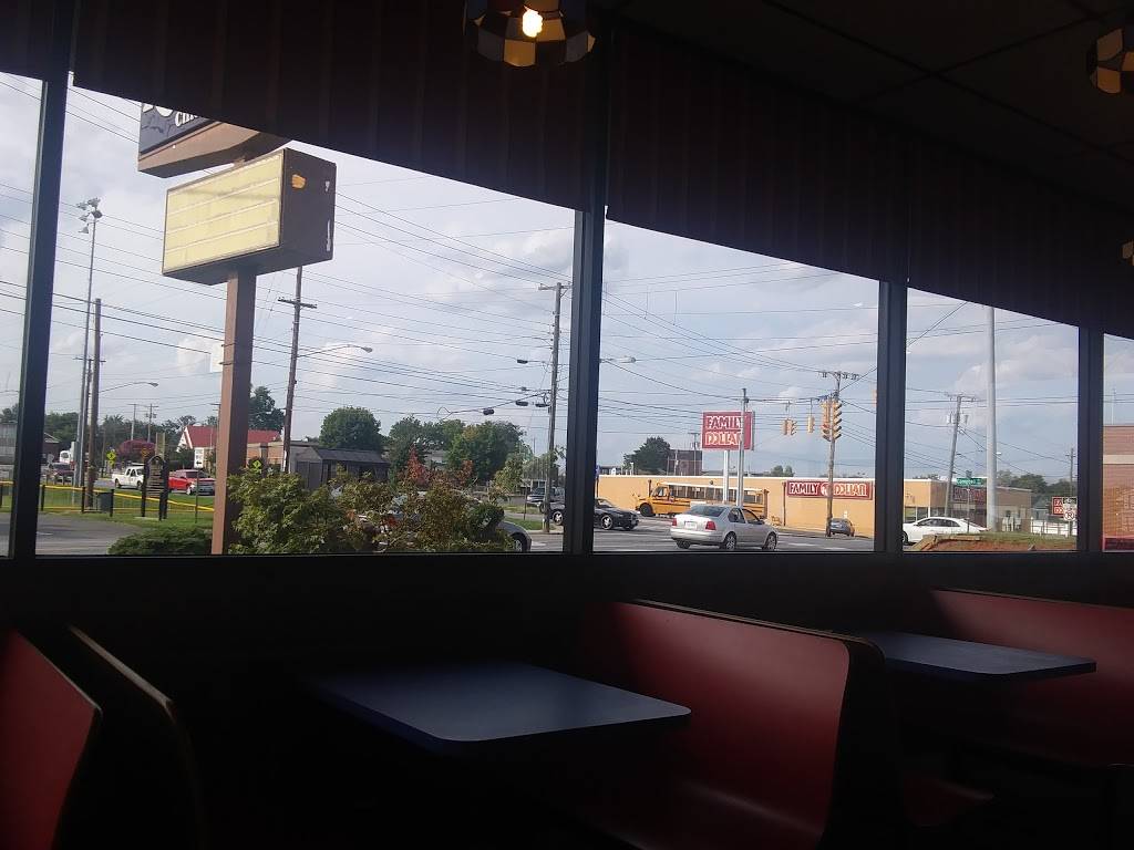 Kenneys | restaurant | 2062 Fort Ave, Lynchburg, VA 24501, USA | 4348465002 OR +1 434-846-5002