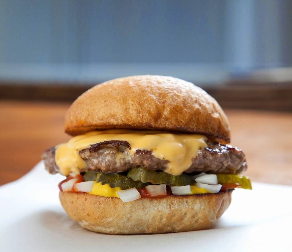 Burger Lounge | restaurant | 279 E 17th St, Costa Mesa, CA 92627, USA | 9497641780 OR +1 949-764-1780