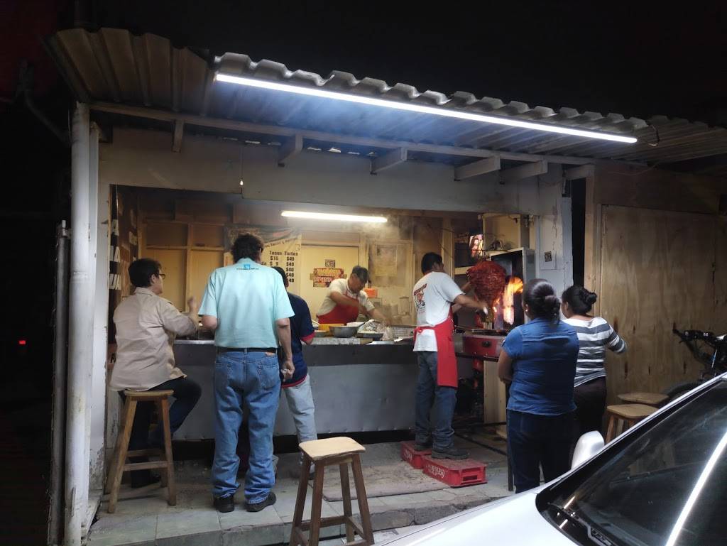 Asadero El Patito | restaurant | Carlos Pacheco 2, 22830 Ensenada, B.C., Mexico | 016461263529 OR +52 646 126 3529