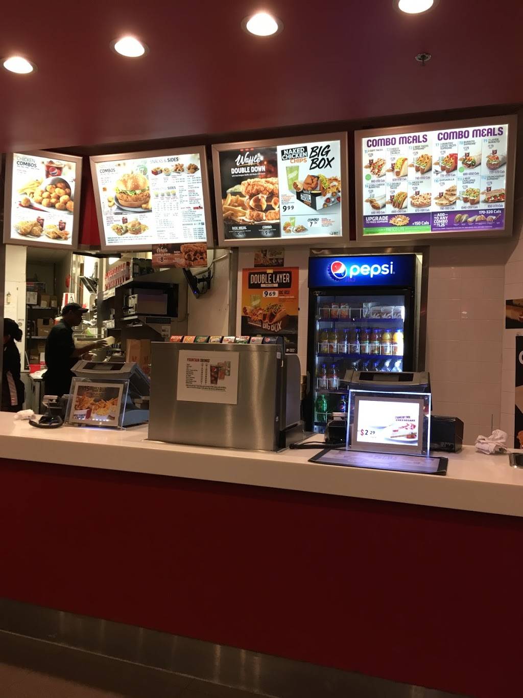 Taco Bell | meal takeaway | 31 Tapscott Rd Unit 42, Scarborough, ON M1B 4Y7, Canada | 4162927140 OR +1 416-292-7140