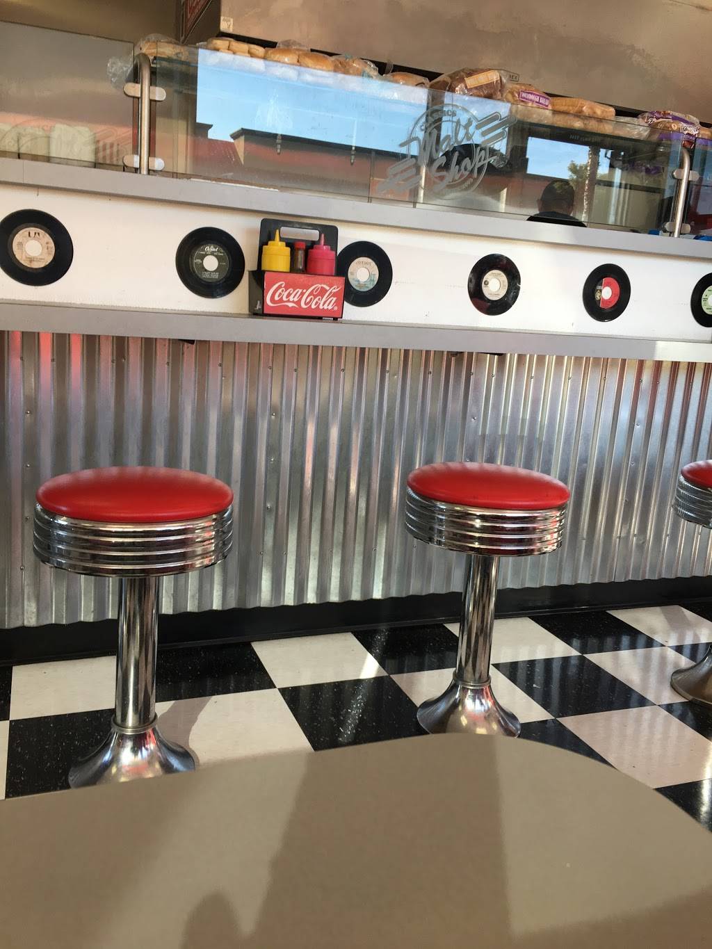 Midway Classic Malt Shop | restaurant | 3625 Midway Dr Suite B, San Diego, CA 92110, USA | 6192261600 OR +1 619-226-1600