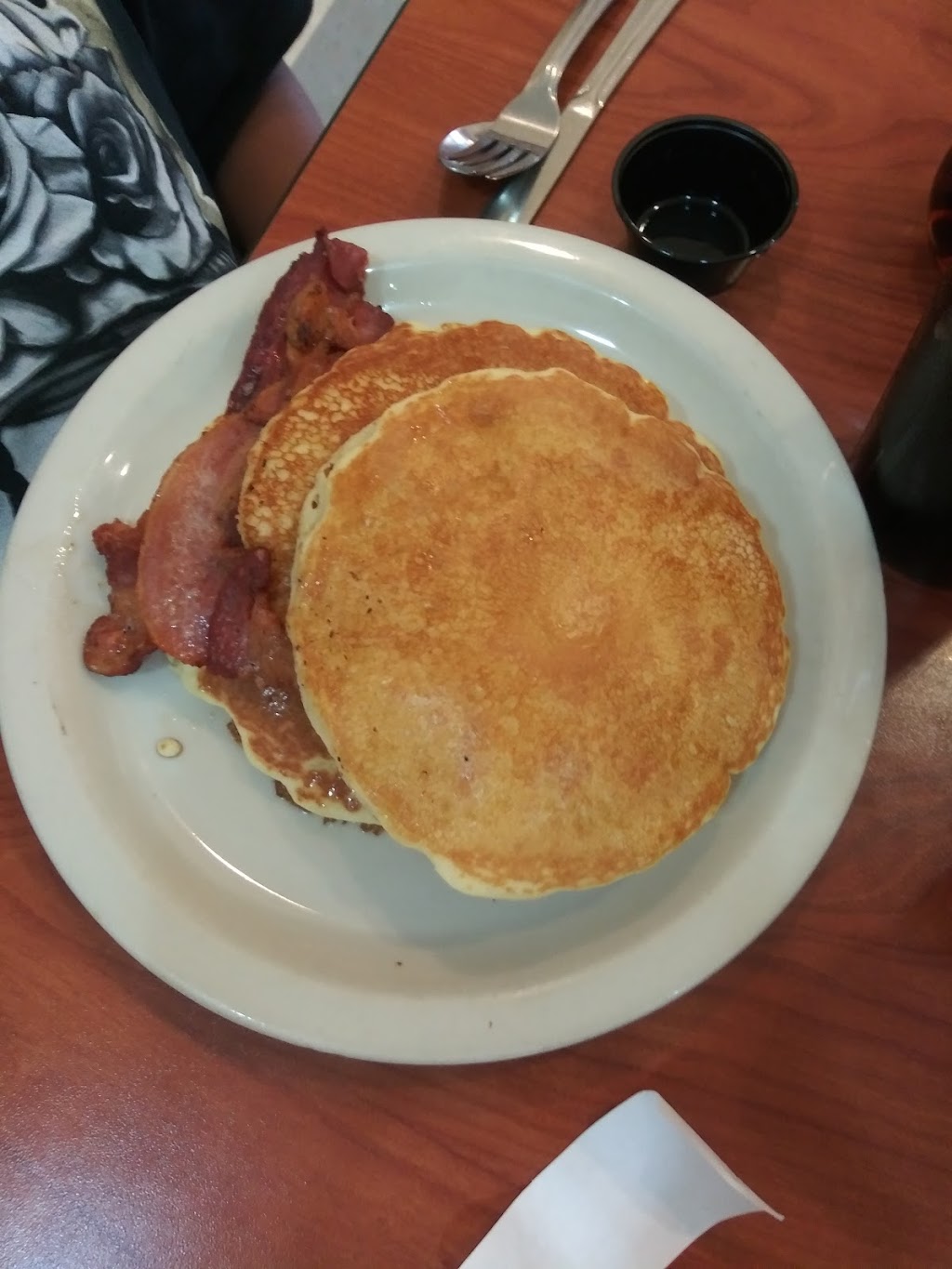 Main Street Grill | restaurant | 545 NM-518, Mora, NM 87732, USA | 5753876070 OR +1 575-387-6070