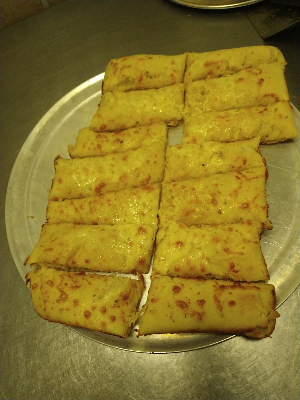 Laura’s Pizza Buffet | restaurant | 1727 W Jesse James Rd, Excelsior Springs, MO 64024, USA | 8162969887 OR +1 816-296-9887