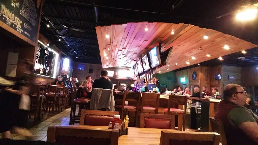 Harry Buffalo Parma | restaurant | 6425 Pearl Rd, Parma Heights, OH 44130, USA | 4408852833 OR +1 440-885-2833