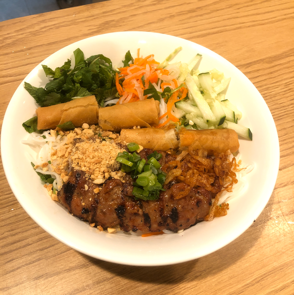 Phở Charlotte | restaurant | 1225 Tamiami Trail A4, Port Charlotte, FL 33953, USA | 9419799689 OR +1 941-979-9689