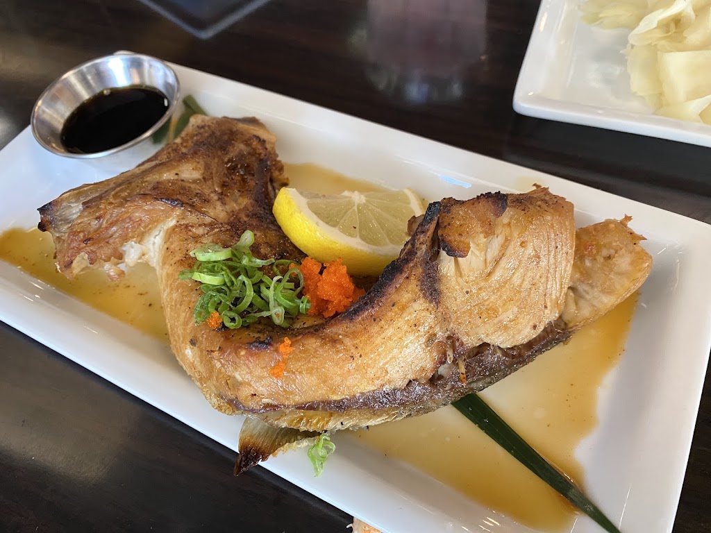 Tori Tori Sushi | restaurant | 1111 Town and Country Rd STE 2, Orange, CA 92868, USA | 6572184881 OR +1 657-218-4881