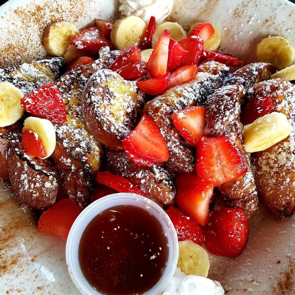 Cafe Mirage Grill & Lounge | restaurant | 26 William Kitchen Rd, Scarborough, ON M1P 5B7, Canada | 4163351177 OR +1 416-335-1177