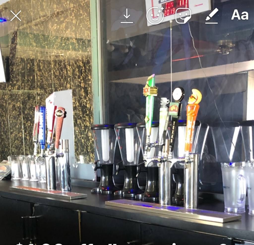 N.E. Bar & Grill | restaurant | 8739 Dyer St, El Paso, TX 79904, USA | 9152834493 OR +1 915-283-4493