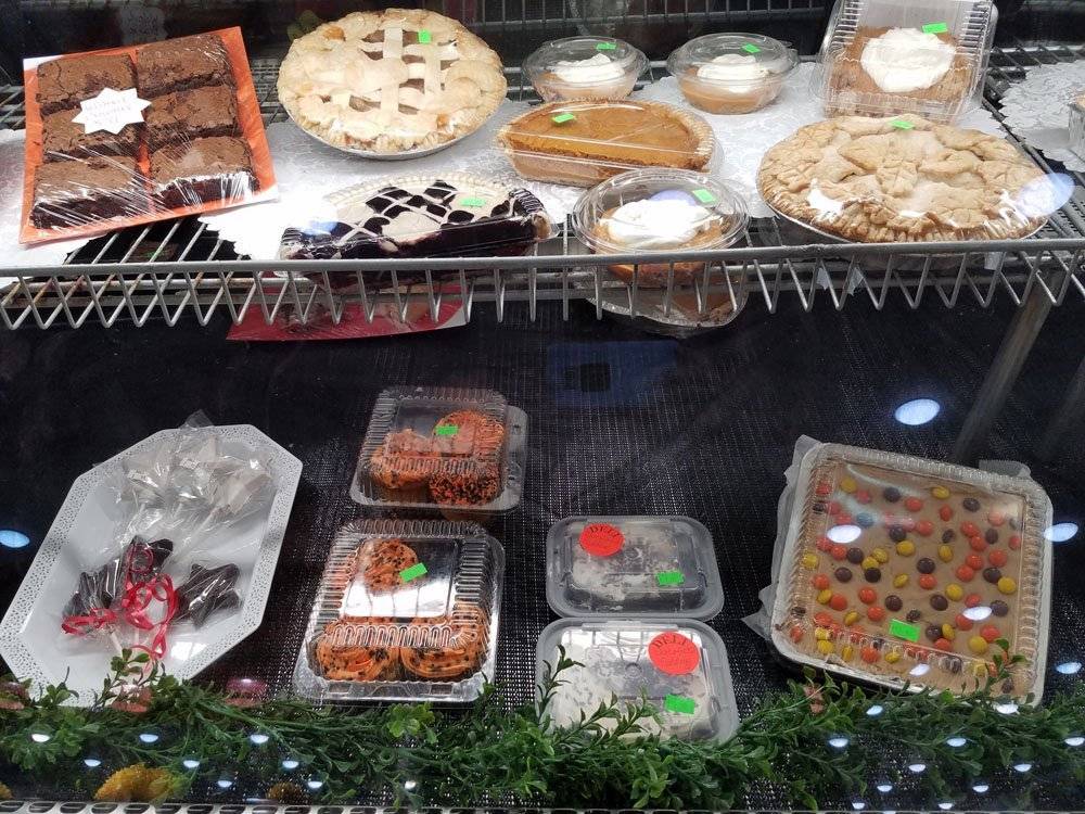 FreshCo Food Market | restaurant | 1029 N Rd, Westfield, MA 01085, USA | 4133153279 OR +1 413-315-3279