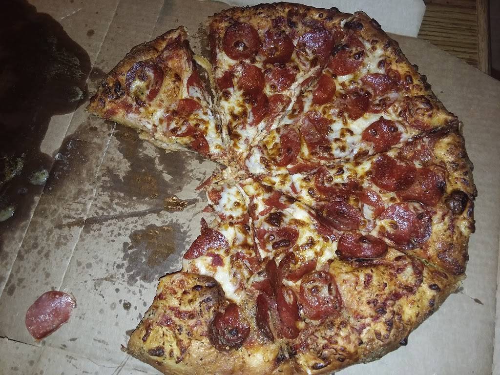 Dominos Pizza | meal delivery | 247 Broadway St, Berlin, WI 54923, USA | 9203617272 OR +1 920-361-7272