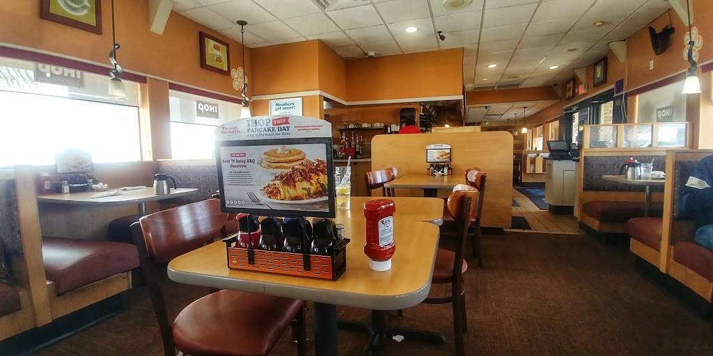 IHOP | restaurant | 2754 Hollywood Blvd, Hollywood, FL 33020, USA | 9549233011 OR +1 954-923-3011
