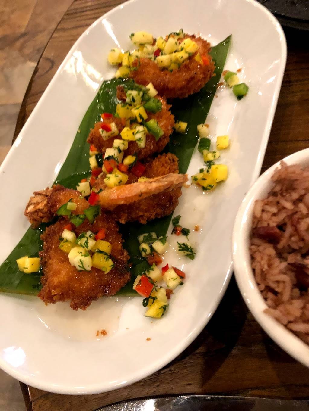 KRAVE A New York Eatery | restaurant | 8 S Division St, New Rochelle, NY 10805, USA | 9147407240 OR +1 914-740-7240