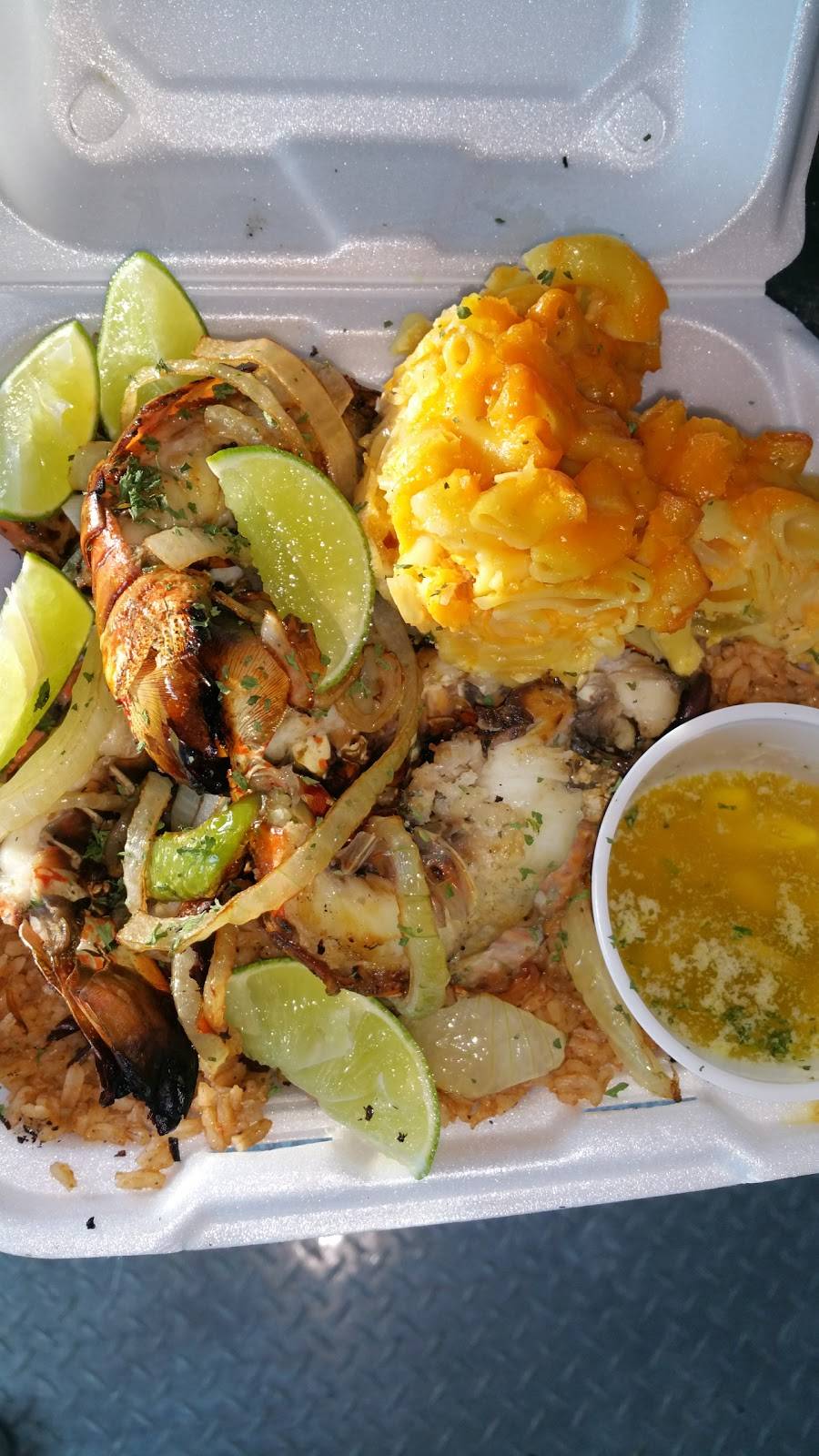 Billy Joes 305 Bahamian Seafood | meal takeaway | 3936 Pembroke Rd, Pembroke Park, FL 33021, USA | 9544162118 OR +1 954-416-2118