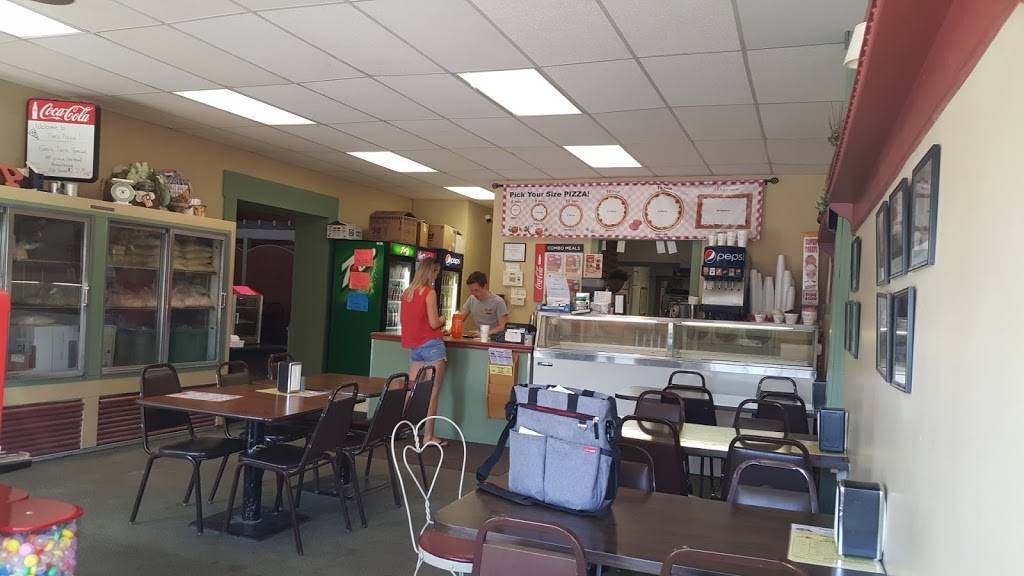 Tims Pizza | restaurant | 102 S Main St, Olivet, MI 49076, USA | 2697492311 OR +1 269-749-2311