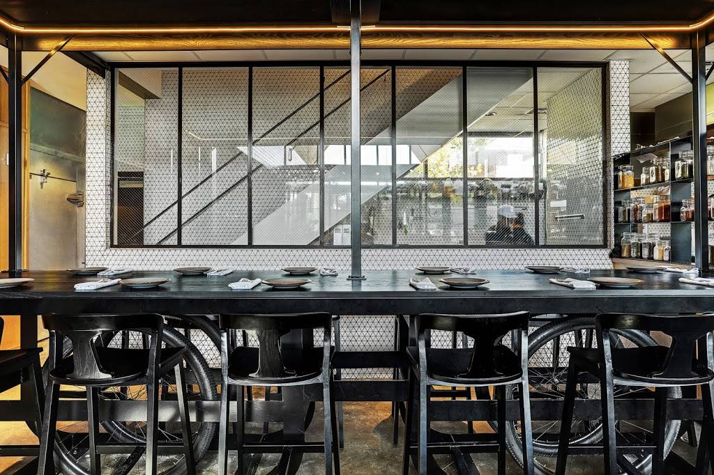 Travelers Table | restaurant | 520 Westheimer Rd, Houston, TX 77006, USA | 8324095785 OR +1 832-409-5785