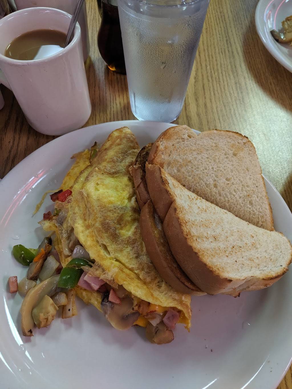 Janes Family Restaurant | restaurant | 5386 Fulton Dr NW, Canton, OH 44718, USA | 3303059679 OR +1 330-305-9679