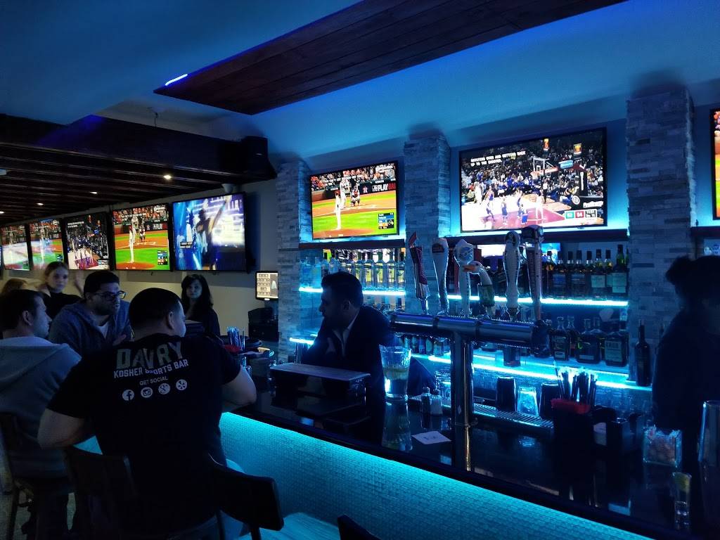 Davry Kosher Sports Bar | restaurant | 722 Kings Hwy, Brooklyn, NY 11223, USA | 7185134742 OR +1 718-513-4742