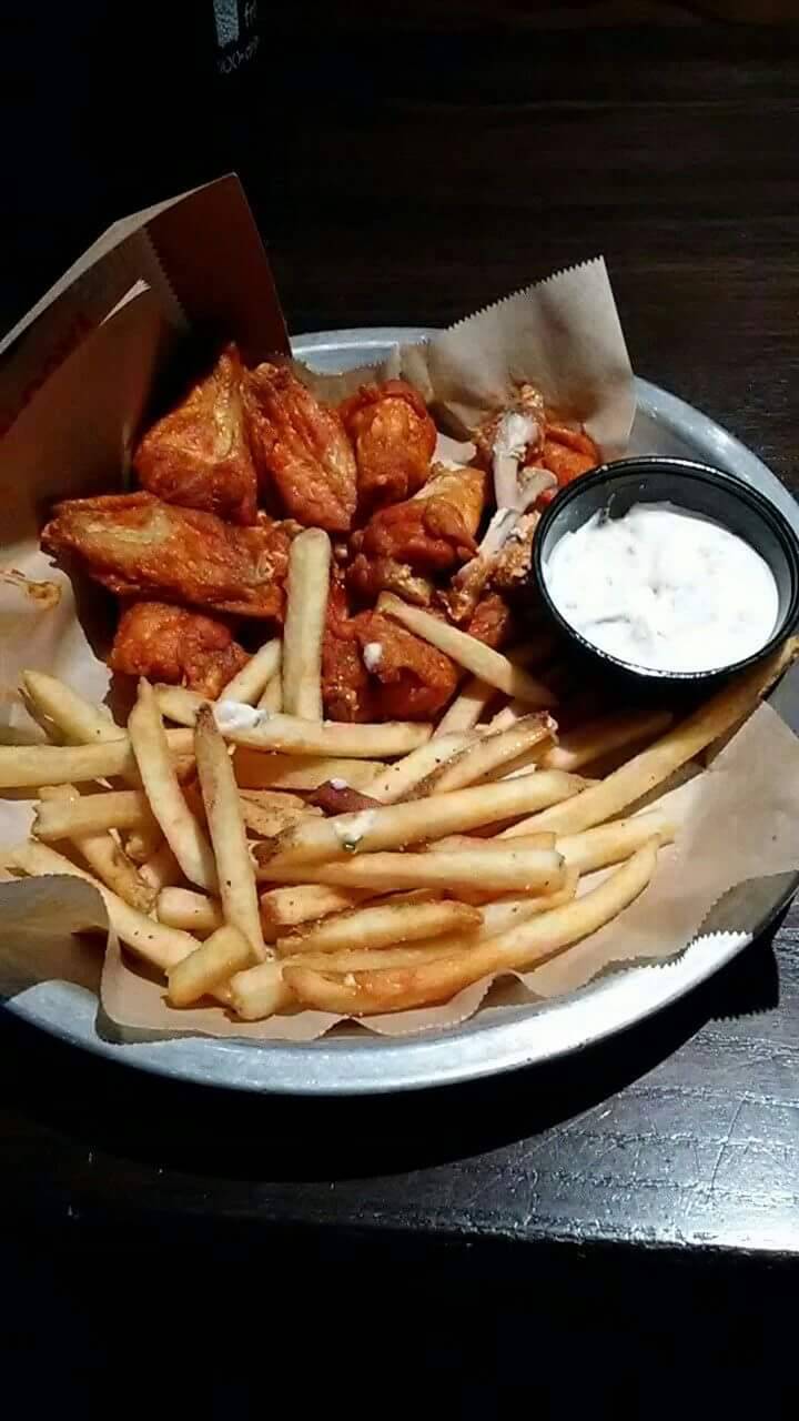 Taco Mac | restaurant | 423 Market St, Chattanooga, TN 37402, USA | 4232678226 OR +1 423-267-8226