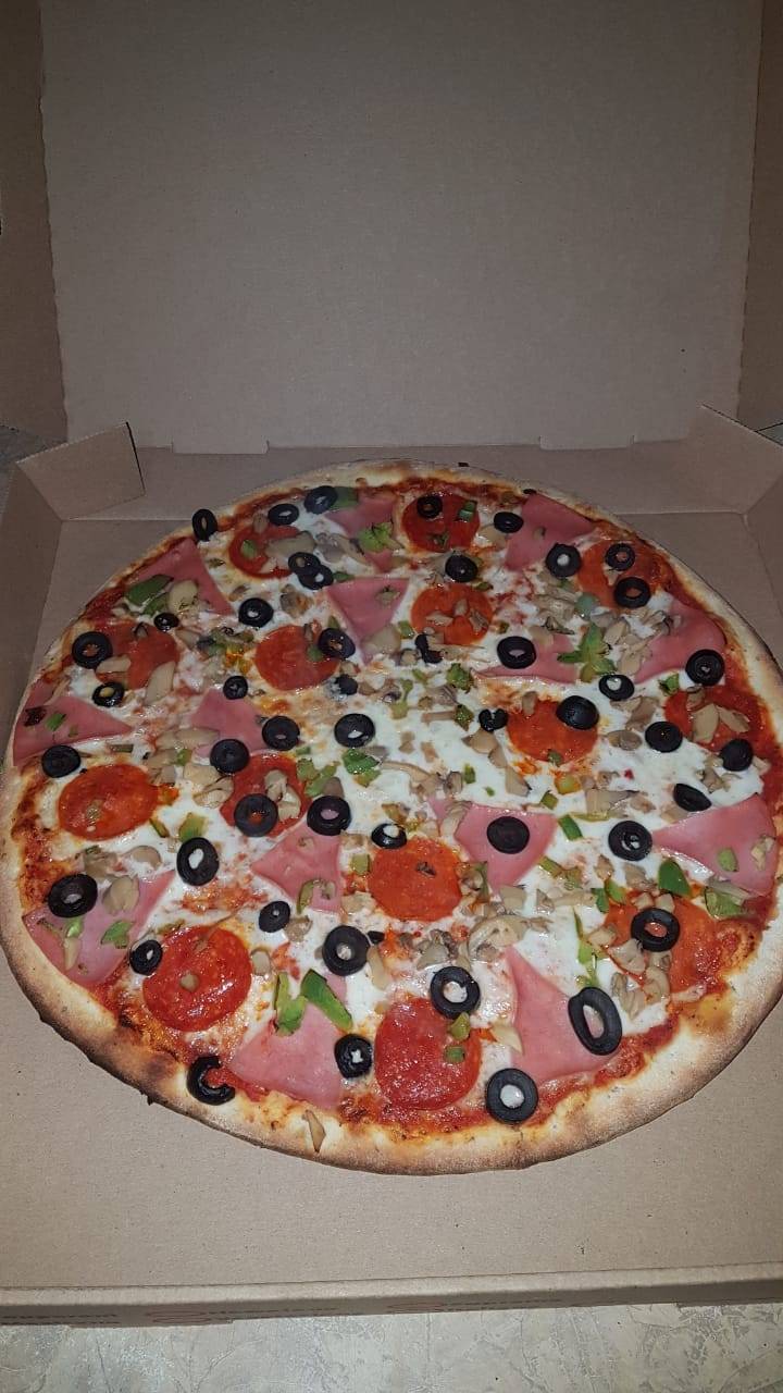 PIZZA STAR | restaurant | Agustín Luna 188, Villa Residencial del Real II, 22785 Ensenada, B.C., Mexico | 016461546500 OR +52 646 154 6500