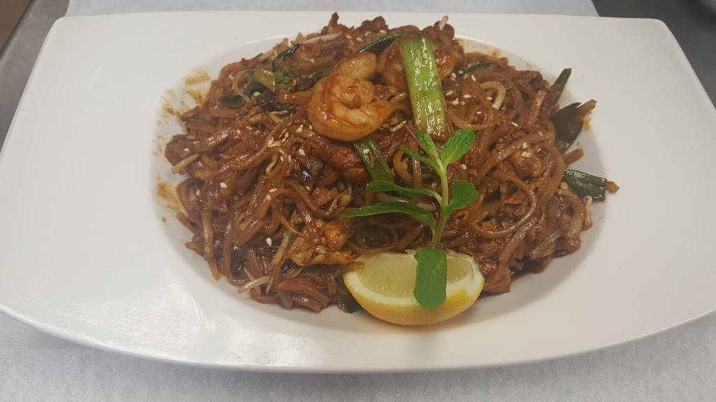 Pis Asian Cuisine | restaurant | 8262 Cross St, Brighton, MI 48116, USA | 8102208181 OR +1 810-220-8181