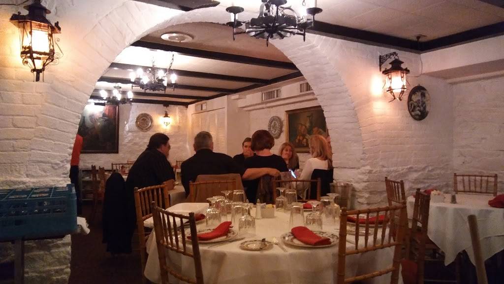 Restaurante Tio Pepe | restaurant | 10 E Franklin St, Baltimore, MD 21202, USA | 4105394675 OR +1 410-539-4675