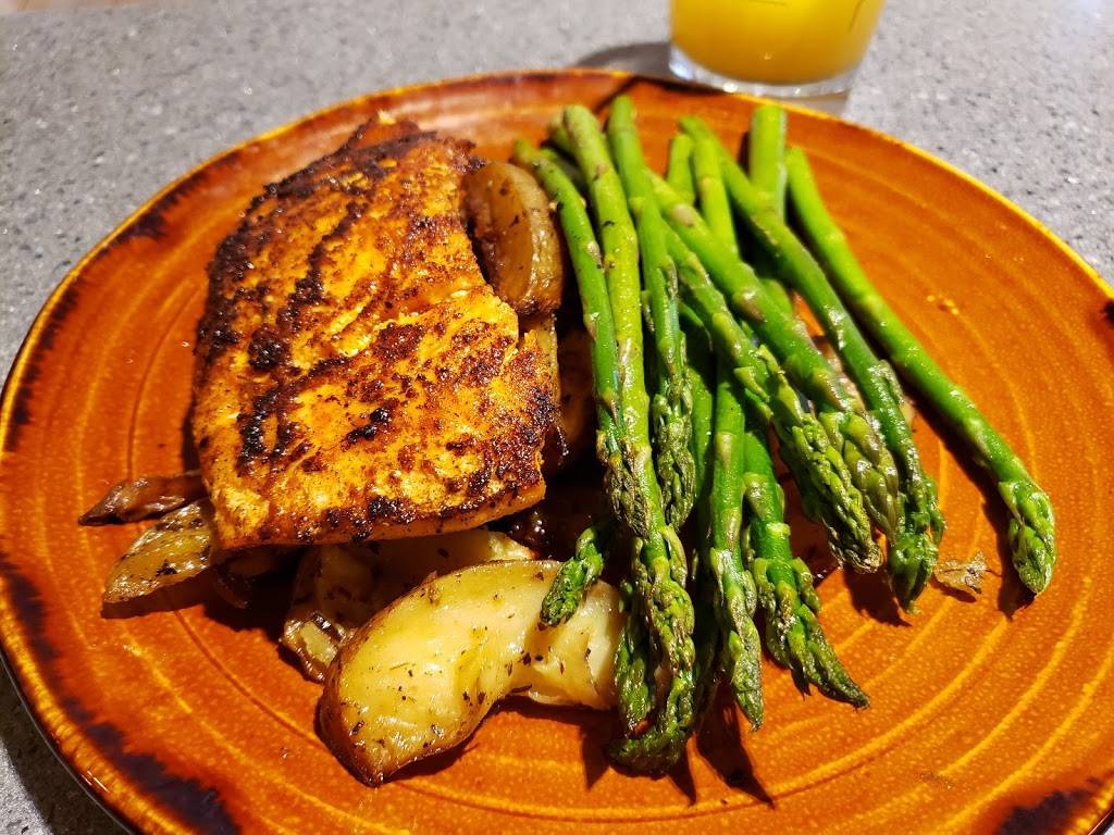 Stone Arch | restaurant | 4300 Glumack Drive LT-2054, St Paul, MN 55111, USA | 6514609285 OR +1 651-460-9285