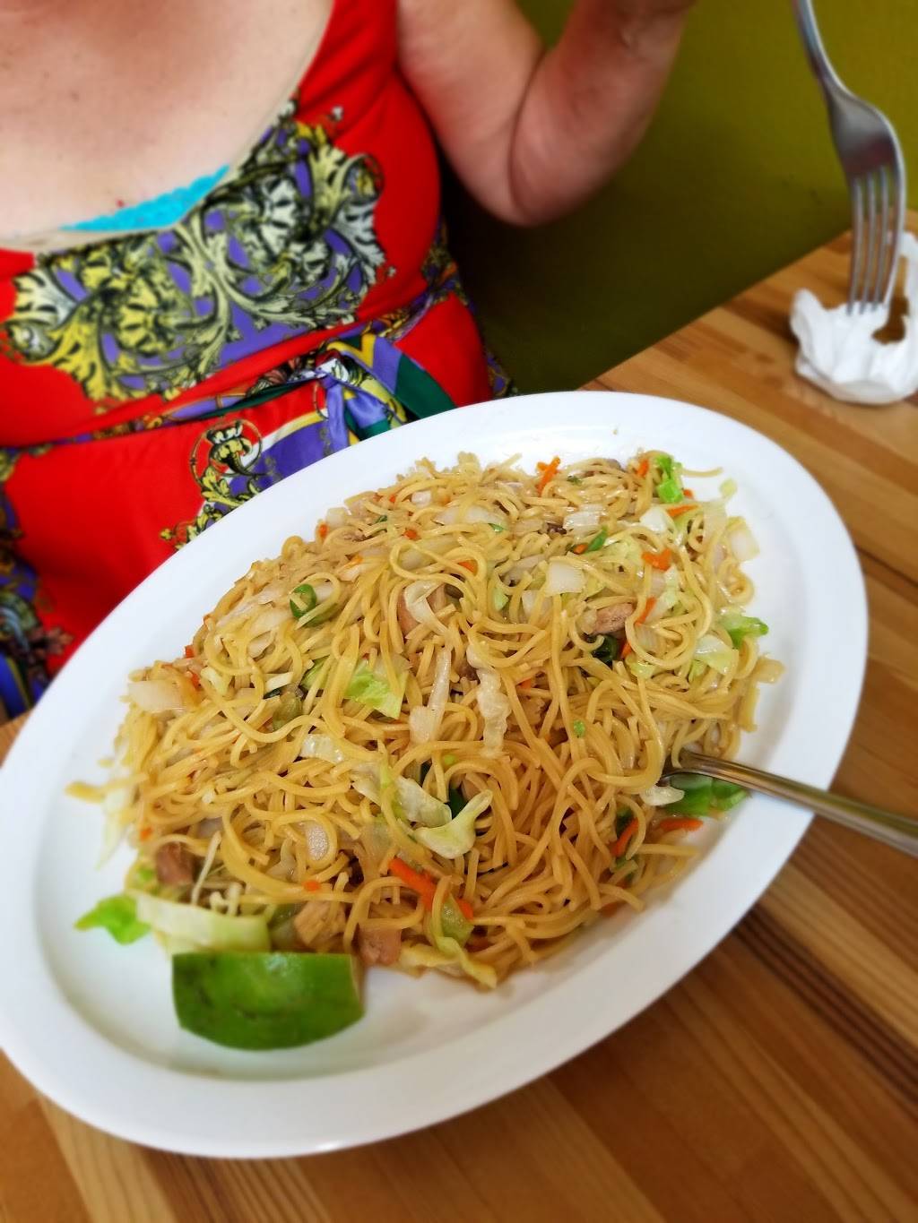 Lutong Bahay Restaurant | restaurant | 3811 Railroad Ave, Pittsburg, CA 94565, USA | 9252679140 OR +1 925-267-9140