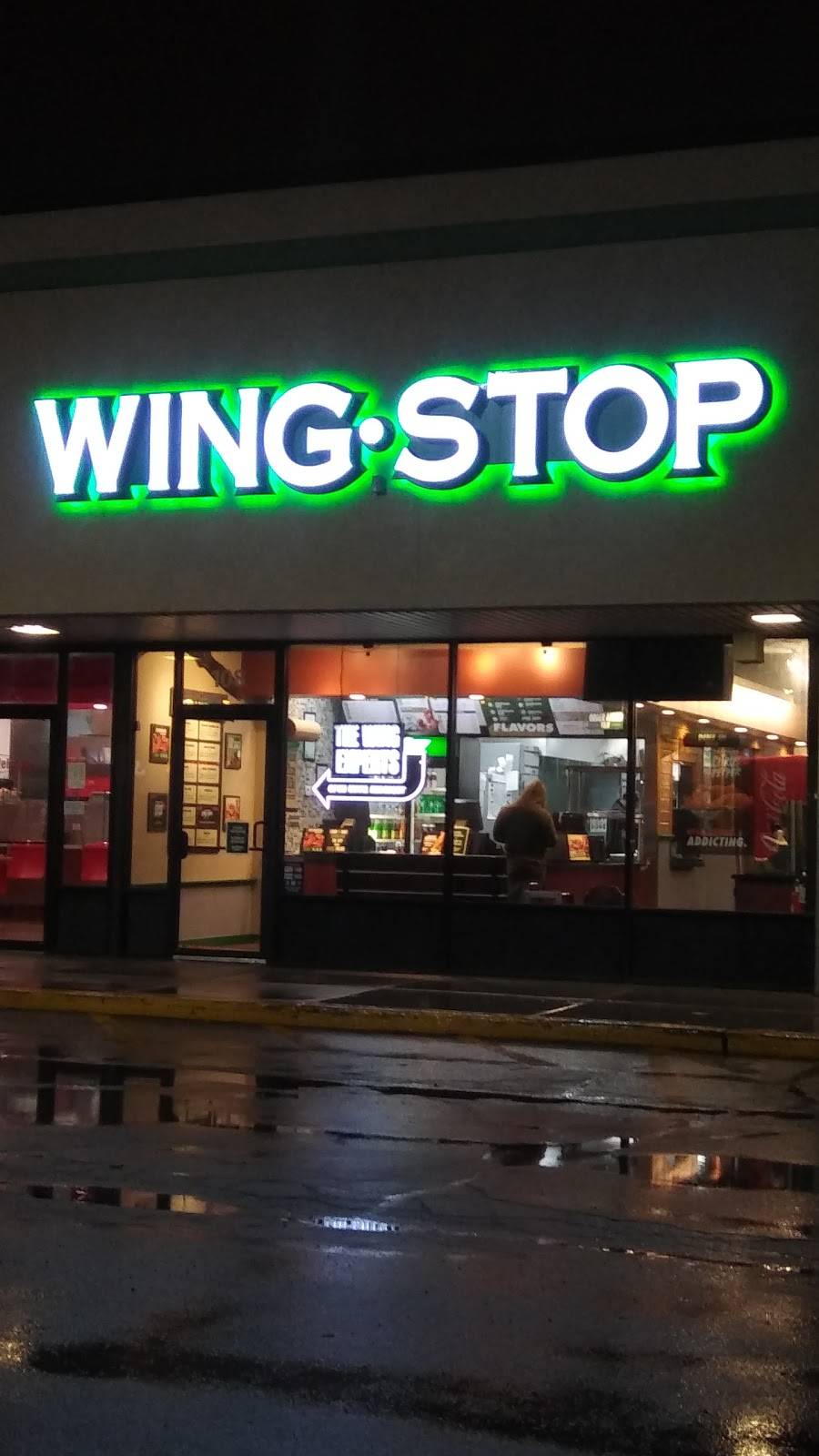Wingstop | restaurant | 800 N Kedzie Ave #108, Chicago, IL 60651, USA | 7734757447 OR +1 773-475-7447