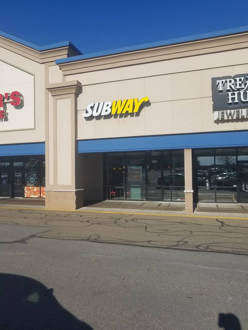 Subway | restaurant | 6500 Steubenville Pike, Pittsburgh, PA 15205, USA | 4127881225 OR +1 412-788-1225