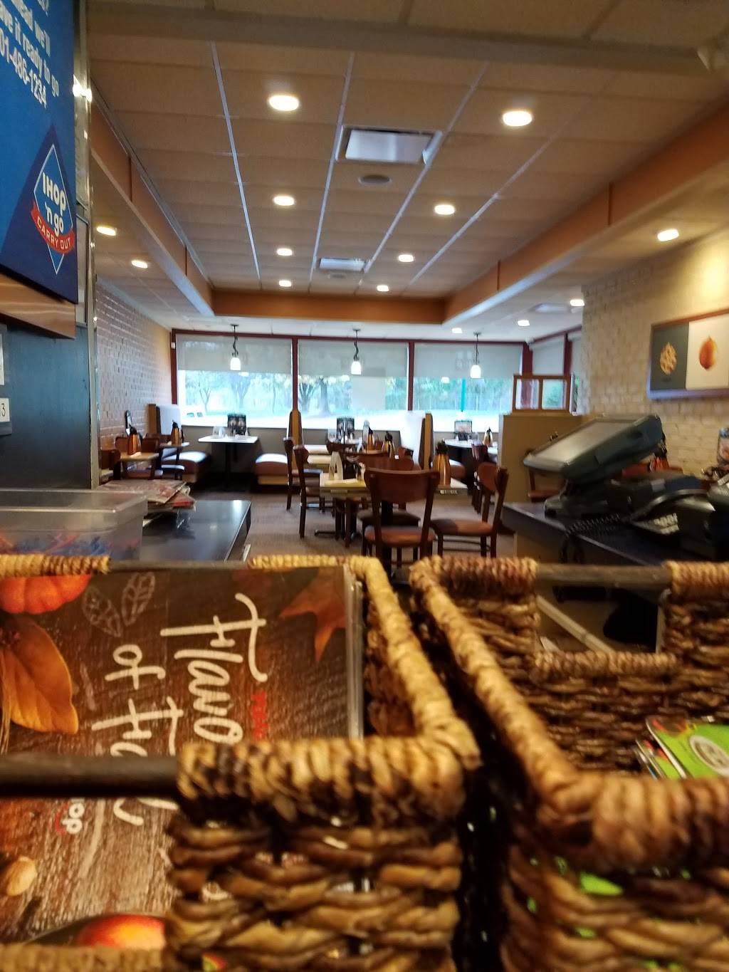 IHOP | restaurant | 7405 Greenbelt Rd, Greenbelt, MD 20770, USA | 3014861234 OR +1 301-486-1234