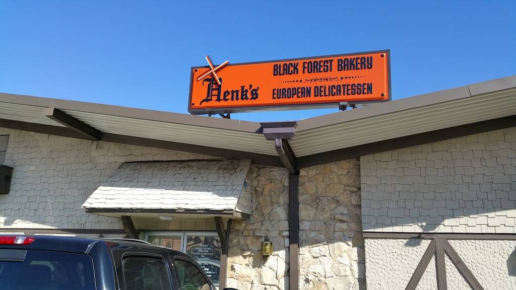 Henks European Deli & Black Forest Bakery | bakery | 5811 Blackwell St, Dallas, TX 75231, USA | 2149879090 OR +1 214-987-9090