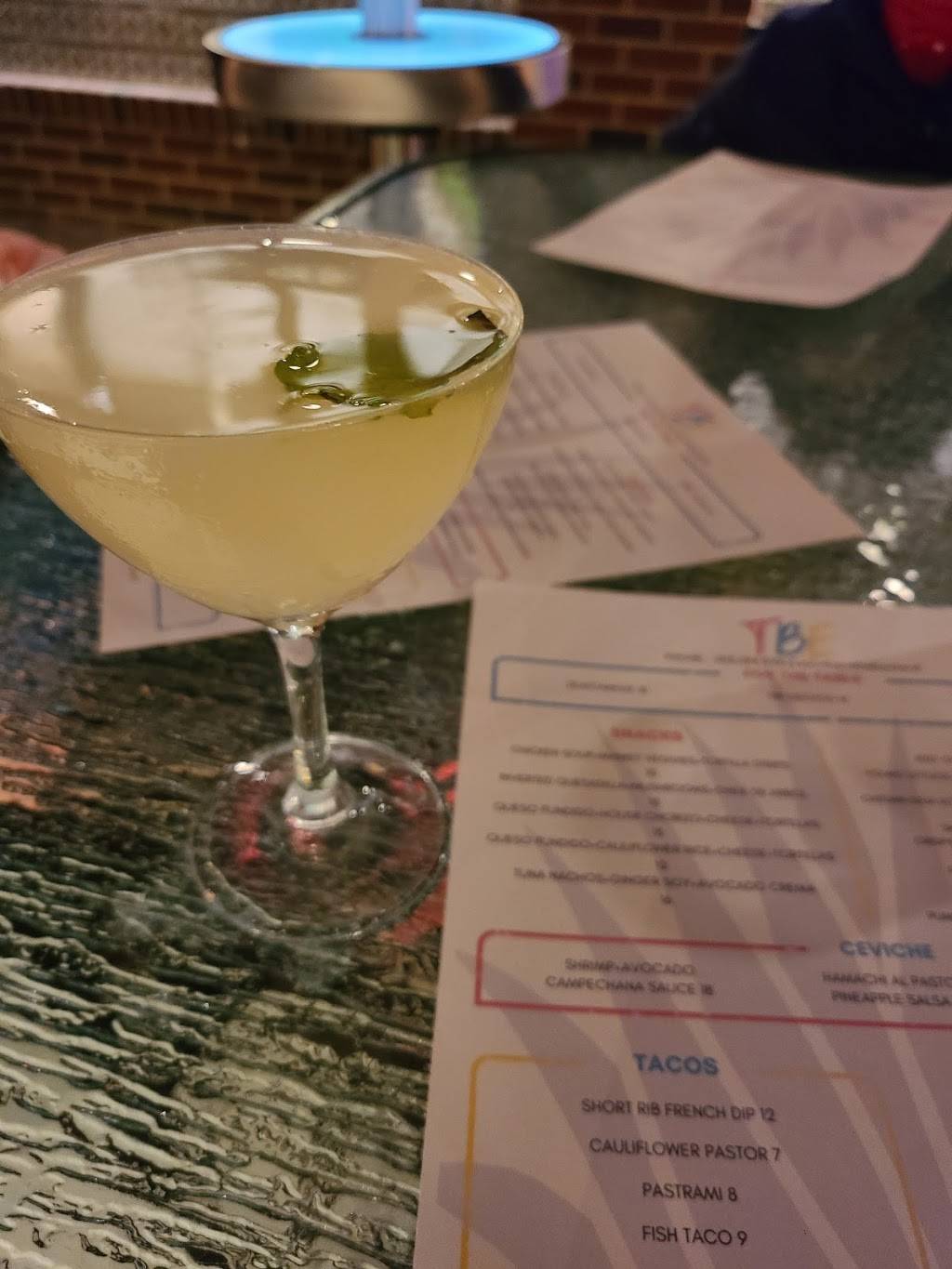 The Back End | restaurant | 17 Elm St, New Canaan, CT 06840, USA | 2035949130 OR +1 203-594-9130