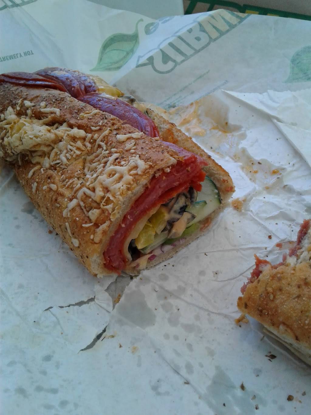 Subway Restaurants | restaurant | 6805 N 19th Ave #125, Phoenix, AZ 85015, USA | 6028410726 OR +1 602-841-0726